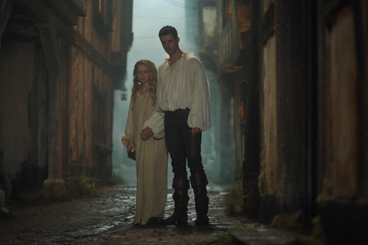 1 hour to go until episode 1 of #ADiscoveryofWitches season 2 timewalks onto Sky One!

Who's ready...?

#Witchmas #ADOW2WeeklyWatch <a href="/skytv/">Sky TV</a> <a href="/BadWolf_TV/">Bad Wolf</a> <a href="/DebHarkness/">Dr Deborah Harkness (PhD, LHD)</a>