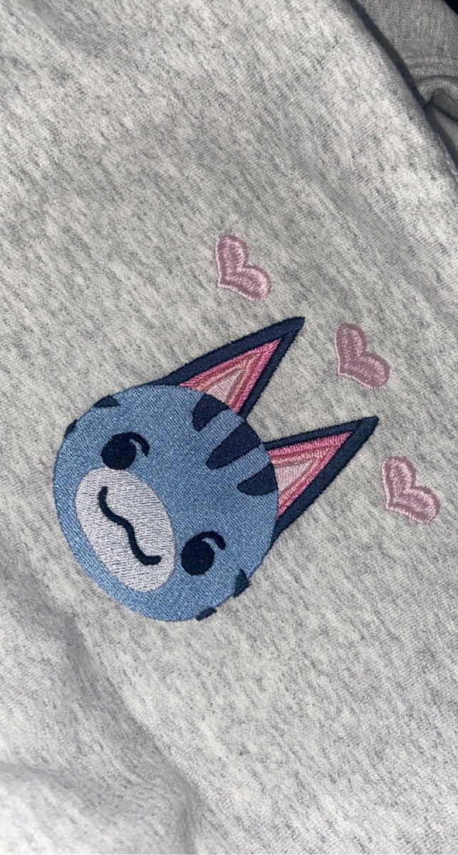 ariana 🧸 tweet media