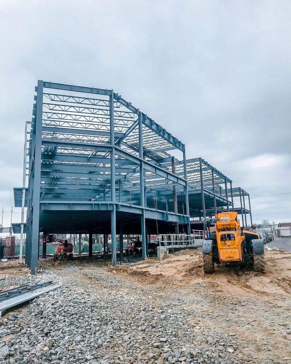 canadev's tweet photo. Things are looking up in #HighPoint! 275 N. Elm is the future home of the Triad's first food hall, @StockandGrain.
πΈ: @freemankennett
@ElliottSidewalk
#Placemaking #PlacemakingWorks #Development #RealEstate #FoodHall #TheOutfields #HighPointNC #StockandGrain https://t.co/D41FZqHlWI