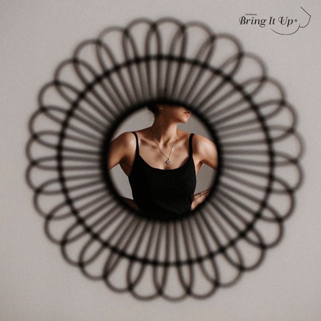 _Bringitup_'s tweet photo. Feel confident when you look in the mirror 🖤 You're beautiful
#stickybra #2021 #newyearnewyou #fashioninspo https://t.co/qUKbl6F0Ga