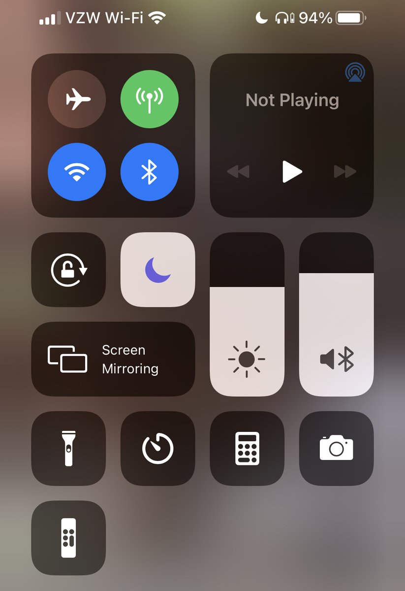 5/ Strategy #5: Turn on do-not-disturb mode on both your phone and computerWe have puny brains with no ability to avoid distractions. Embrace "ignorance is bliss." Shut off notifications by turning on DND. At a minimum, do this during your deep work time. Ideally, all day.