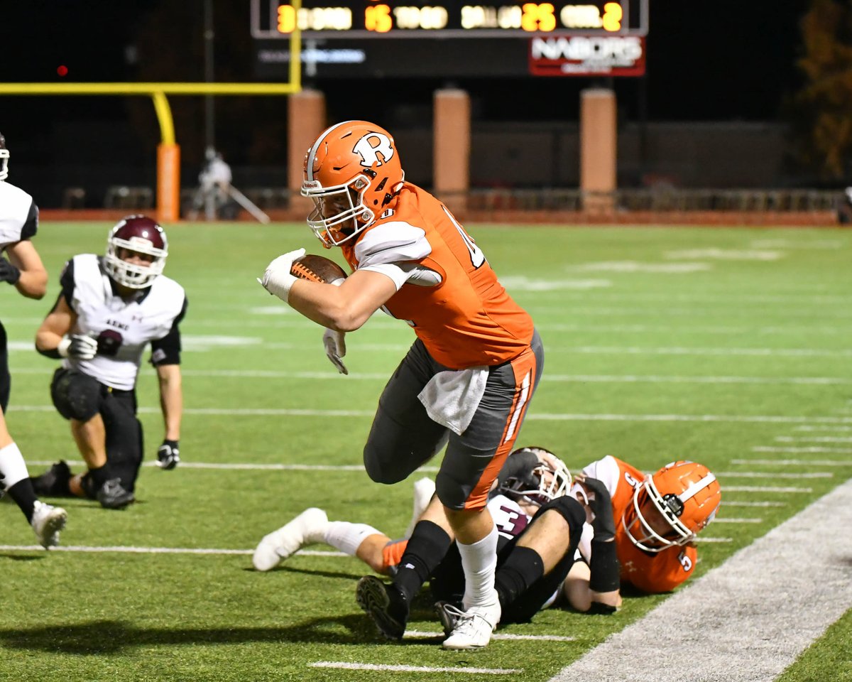 Congratulations to the unanimous District 10-6A 1st Team Fullback Brennan Ray!!! #JFND #Swarm