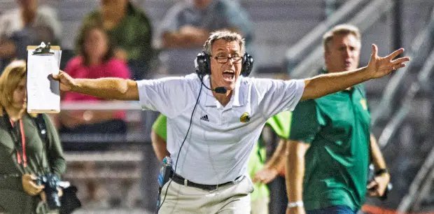 My dad spent 38 years as a coach at  @EdisonChargers  @EdisonFootball_ 7 as an assistant (1979-1985) and 31 as a head coach (1986-2016). He played at Edison from 71-74. (Then  at OSU) When he retired in 2016, he had spent 42 years of the schools 48 at Edison (opened in 1969) /2