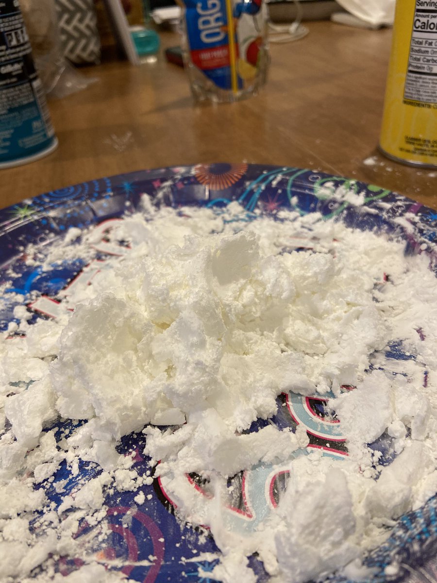 We had snow much fun in our KRamily meet today! Science Magic!
#WeAreRamily <a href="/RikerHillRams/">Riker Hill Elementary School</a>  <a href="/MrsRosarioRHE/">Melissa R</a>  <a href="/ChorbaMaryann/">Maryann Chorba</a>