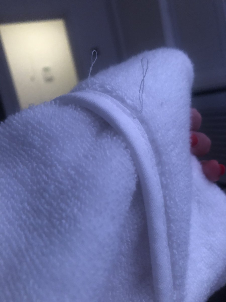 jennifer_pitman's tweet photo. @thewhitecompany Hi, just received my robe and there are loose threads on the sleeve. Please can a replacement robe be sent asap? ☹️ https://t.co/QQRq5CuoVY