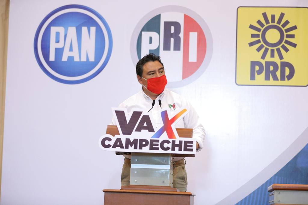 PRICampecheMX's tweet photo. #PRIUnidos Los presidentes de los Comités Directivos Estatales de @AccionNacional, @PRDMexico y @PRI_Nacional, en Campeche, firmaron el convenio de la coalición #VaXCampeche, con la que competirán, en unidad, en la contienda electoral del próximo 6 de junio. https://t.co/7wTlA6dbEy