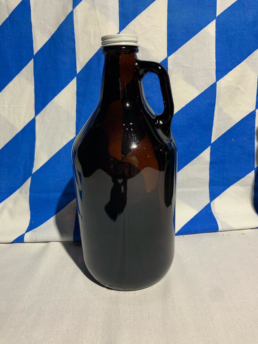 It’s Friday, it’s Growler time! Get your fave #Germanbeer  on tap! #FridayFunDay #beer #growler #fillerup