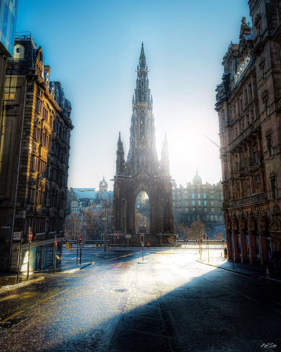 Scottish_Banner's tweet photo. Letting in the light in #Edinburgh
Great shot @AyeSpyPhotos
https://t.co/4wOCeEzsPc
#Scotland #Snow #ScottishBanner #LoveScotland #ScotlandIsNow #LoveEdinburgh #ThisIsEdinburgh #TheBanner #AmazingEdinburgh https://t.co/0idq6iNMqr