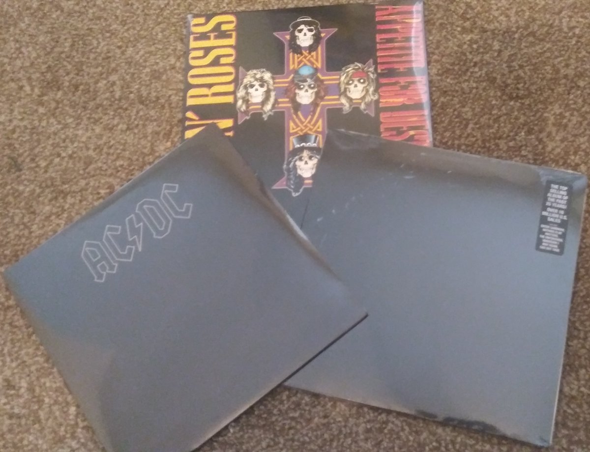 metallic_pack's tweet photo. Free vinyl anyone? Enter our giveaway! Also get a cool backpack as well....

https://t.co/AgXitLIVyC

#FreebieFriday #Giveaway #vinyl #freevinyl #freebackpack #rockon https://t.co/aRake5o3AQ