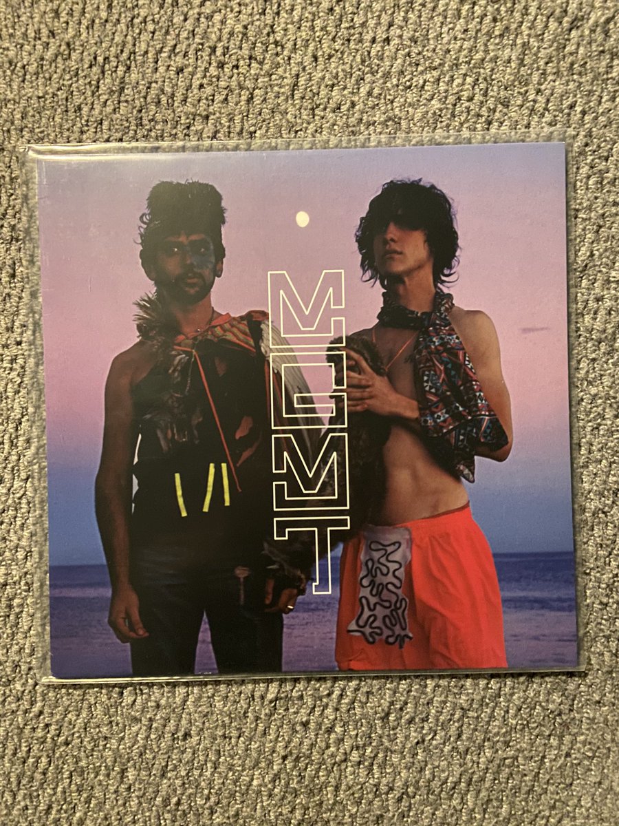 Kate Bush - Hounds of Love (1985 Pressing)Kendrick Lamar - To Pimp A Butterfly Kero Kero Bonito - Flamingo (RSD Exclusive 7”, limited to 300 copies)MGMT - Oracular Spectacular