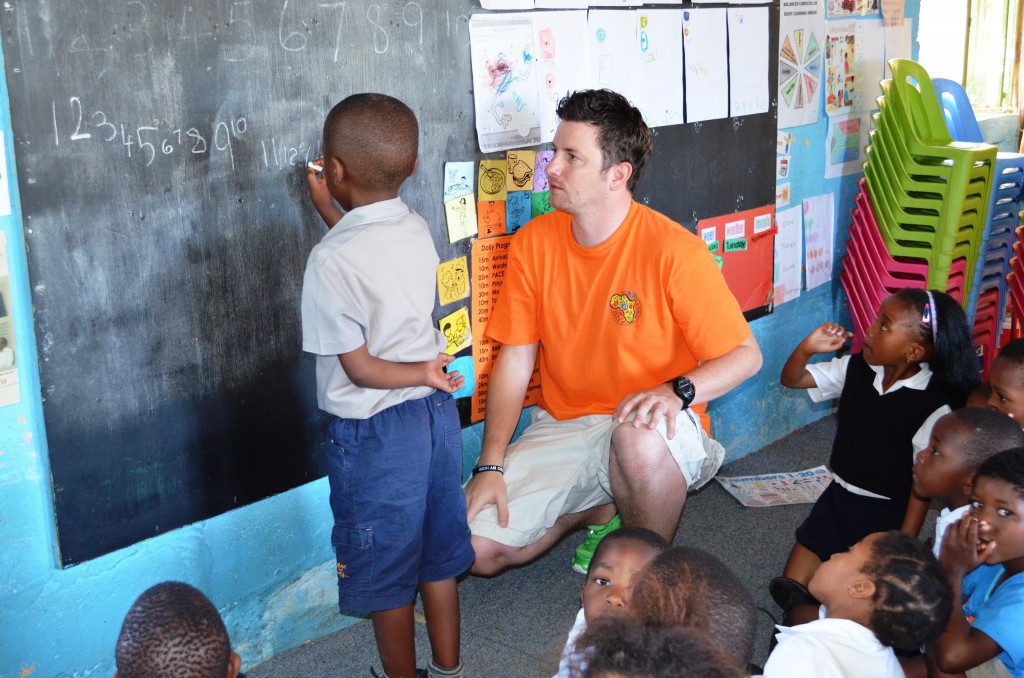 HelpNow15's tweet image. Our #primary #vision is to help #poor #people improve their living standards and #support them by offering various welfare programs. Our work is for the #social betterment of people from all walks of #life.