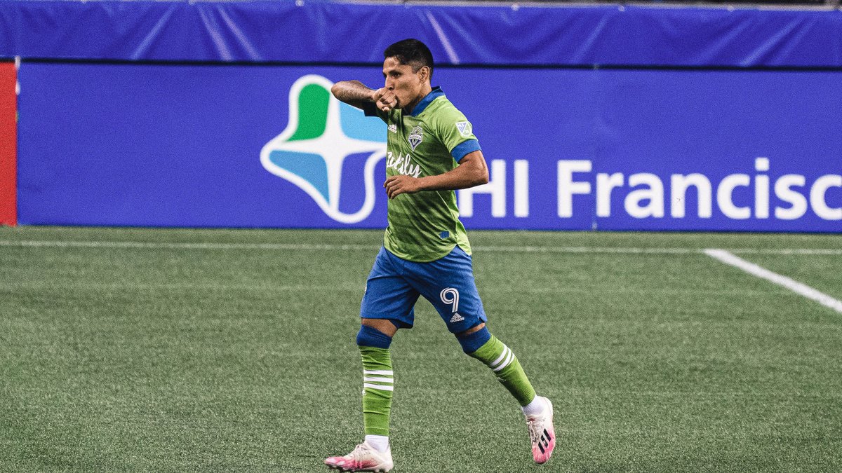 SoundersFC's tweet photo. ‣ Fastest in club history to 30 goals
‣ Best G/90 in MLS postseason history
‣ Sixth-most goals in MLS since arrival

Our goal machine, @RaulRuidiazM! 🇵🇪👏  

READ ➡️ https://t.co/MVh9DqBvsX https://t.co/kinJzzhEET
