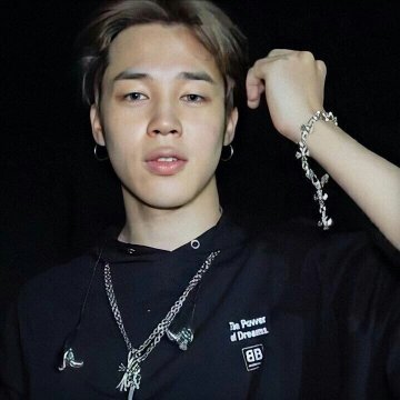 Jimin's bared face– a devastating but needed thread;