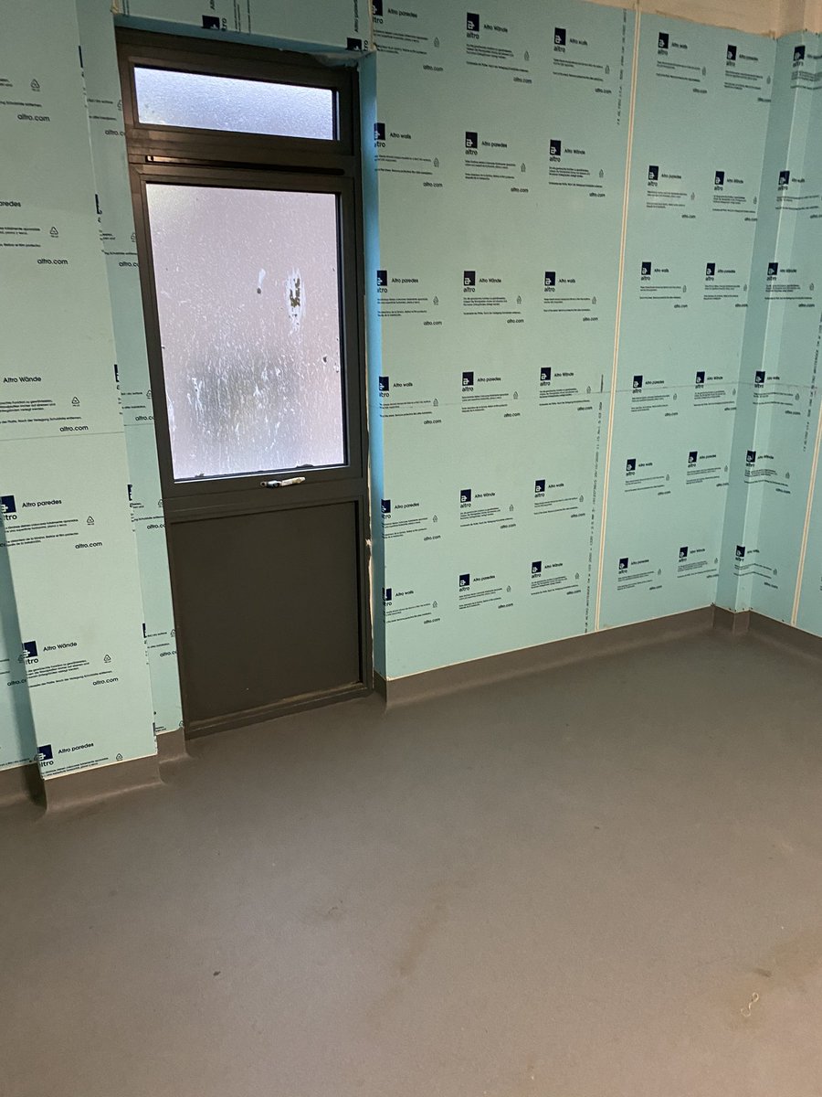 36_degree's tweet photo. Ongoing #project for one of our clients up in Dunfermline. @AltroFlooring walkway to floors and #whiterock to the walls. Looking forward to cracking on with it next week. #flooring #wallcladding https://t.co/AvuaftkYnC