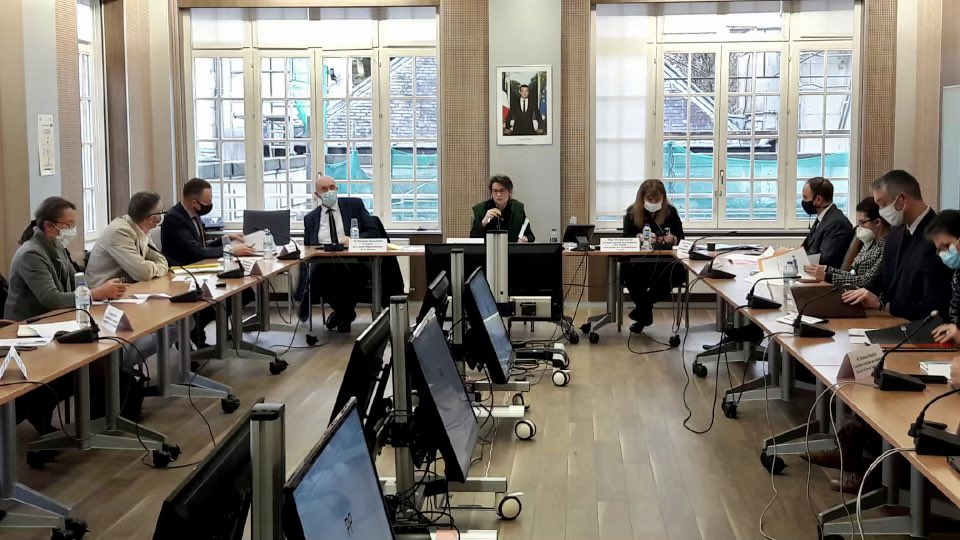 SHaussoulier's tweet photo. C’est acté : le Conseil départemental @Somme_fr reprendra la gestion de la section Offoy / Saint-Simon du canal de la #Somme. Cette décision, attendue depuis plus de 20 ans dans l’Est, permettra à terme la reprise de la #navigation et l’achèvement de la #Véloroute Vallée de Somme https://t.co/yjlAEyD4fN