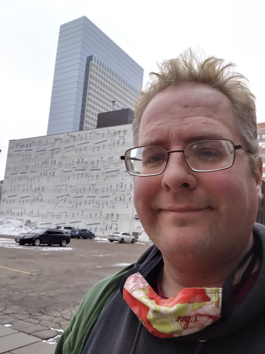 MinnesotaMan976's tweet image. Took a moment on 
Friday January 8th 2021 to snap photos while downtown @CityMinneapolis to capture selfies outside of the 
🎵 &quot;Music 🎶 Note Wall&quot; 🎼

Dined at #DavesDowntown 🍔 which is located on the 2nd floor of &quot;The #OracleCenter&quot;

#MinnesotaMatters #MusicNoteWall #rtITbot