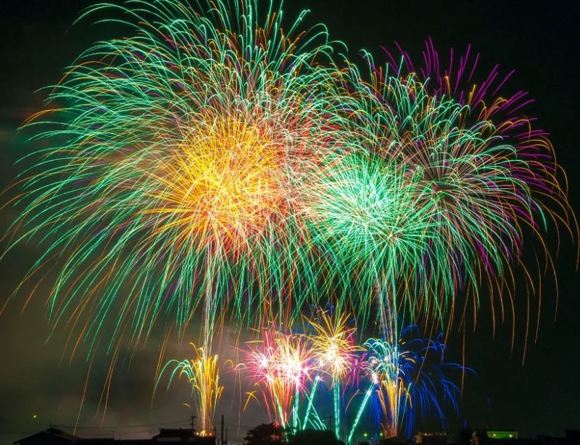 happydo_it's tweet photo. Bonne année! naturellement votre 😍#bienetre #BonPlan #happystrategie #formations                https://t.co/1h3ANQtzNE https://t.co/HkpIw8YM77