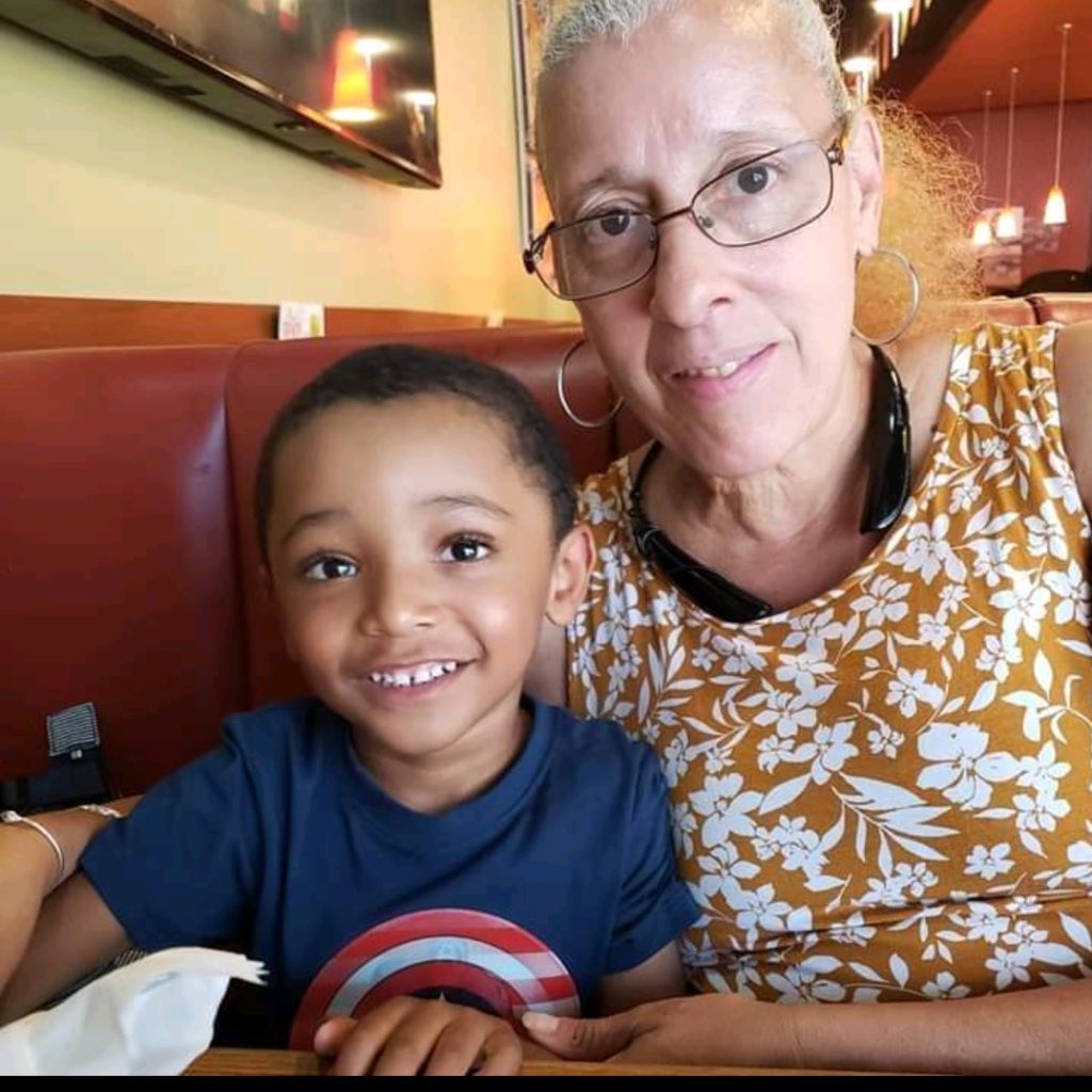 monicamoralestv's tweet image. Watch tonight at 5:55: We are making it happen at the Woodside Houses in Queens.  All of these families don’t have gas service.  We are fighting for you.  @pix11news #monicamakesithappen Tammy  Reyes can’t cook for her four-year-old son MJ. @Justice4AllQns @lorenzobrea26