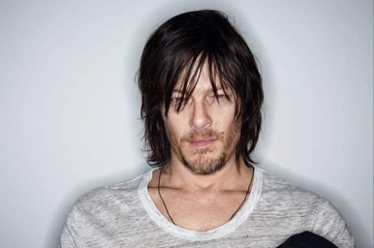 Happy birthday 52 Norman Reedus   ¡I love so much! 