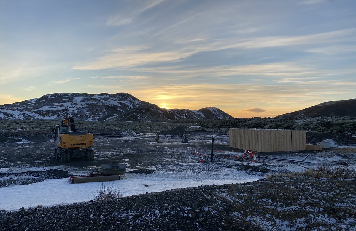 sandrasnaebj's tweet photo. It is amazing to see our pilot injection site in Þrengsli growing up - preparing for @Carbfix x @Climeworks scale-up: Here up to 4000 tonnes per year of CO2 captured directly from the atmosphere will be injected and mineralised deep within the basaltic bedrock. https://t.co/ymiTjTAp0m
