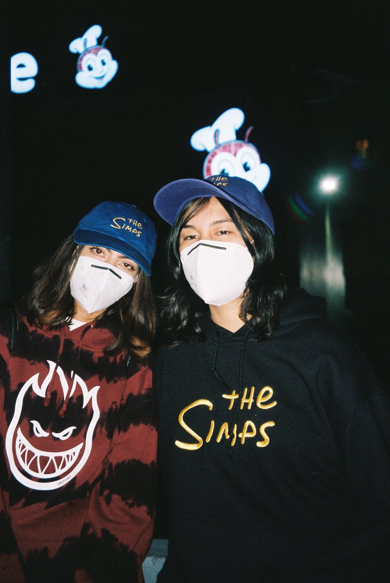 zzzahara__'s tweet photo. the Simps merch https://t.co/wWBSKTSoYW https://t.co/JcSl1fSRlH