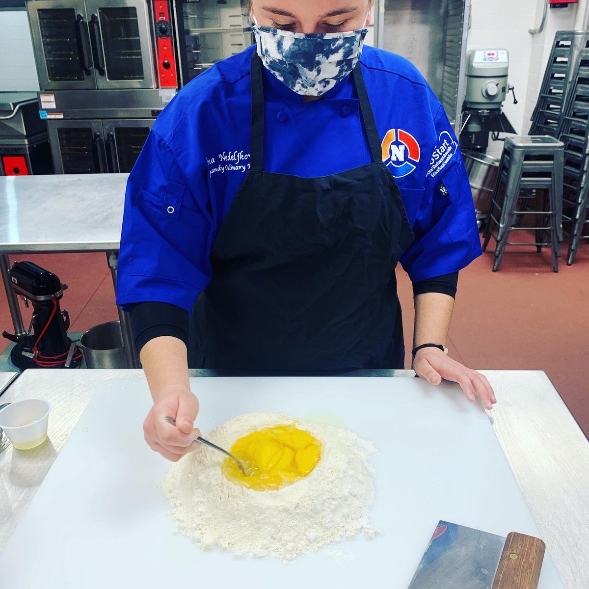 OhioProStart's tweet photo. Friday and we’re FEELIN FRESH! 😎@NormandyHS Culinary made fresh ravioli this week!  
#madeinprostart #ohioprostart @OhioRestaurant @OHEducation @NRAEF @ProStart @ParmaSchools https://t.co/bSJuXCZ7Wr