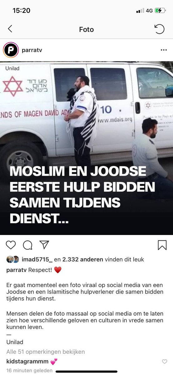 Een Joodse en Islamitische hulpverlener die samen bidden tijdens hun dienst. Inspirerende foto van hoe verschillende culturen en geloven samen kunnen leven, en van hoe we elkaars verschillen kunnen leren waarderen. Ma sha Allah. #islam #judaism #peace #prayer
(Foto via <a href="/parratv/">ParraTV</a>)
