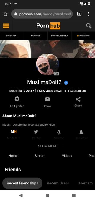 Check us the the hijabi wife Nuggie and her King https://t.co/hExme1PoZy