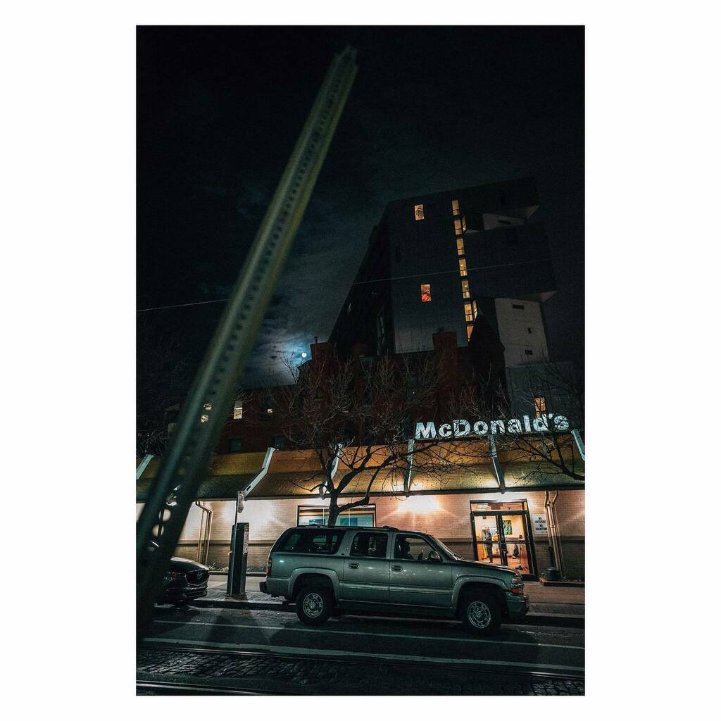 Kentucky Fried Chicken and a Pizza Hut
.
.
.
.

#phl_shooters #phlshooters #visitphilly #discoverphl #phillyunknown #phillyphire #philadelphia #philly #phl #visitpa #igers_philly #explore215 #sonyalpha #a7siii #sonyphotography #mcdonalds instagr.am/p/CJzEoB1Dzzy/