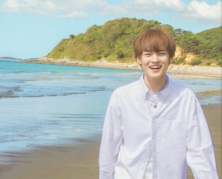 Smiley Le♡˜”*°•day 8 of 365˜”*°•   ˜”*°•with  #CHENLE  #辰乐 ˜”*°•