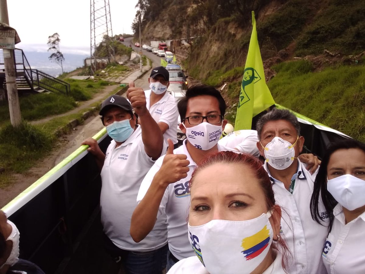 ayanara1874's tweet photo. Junto a la única mujer candidata a la Presidencia de la República Ximena Peña
👉#Diegofuentes Asambleísta 
#SomosLa35 #la35vozdemujer https://t.co/9wJ6MmpH4r