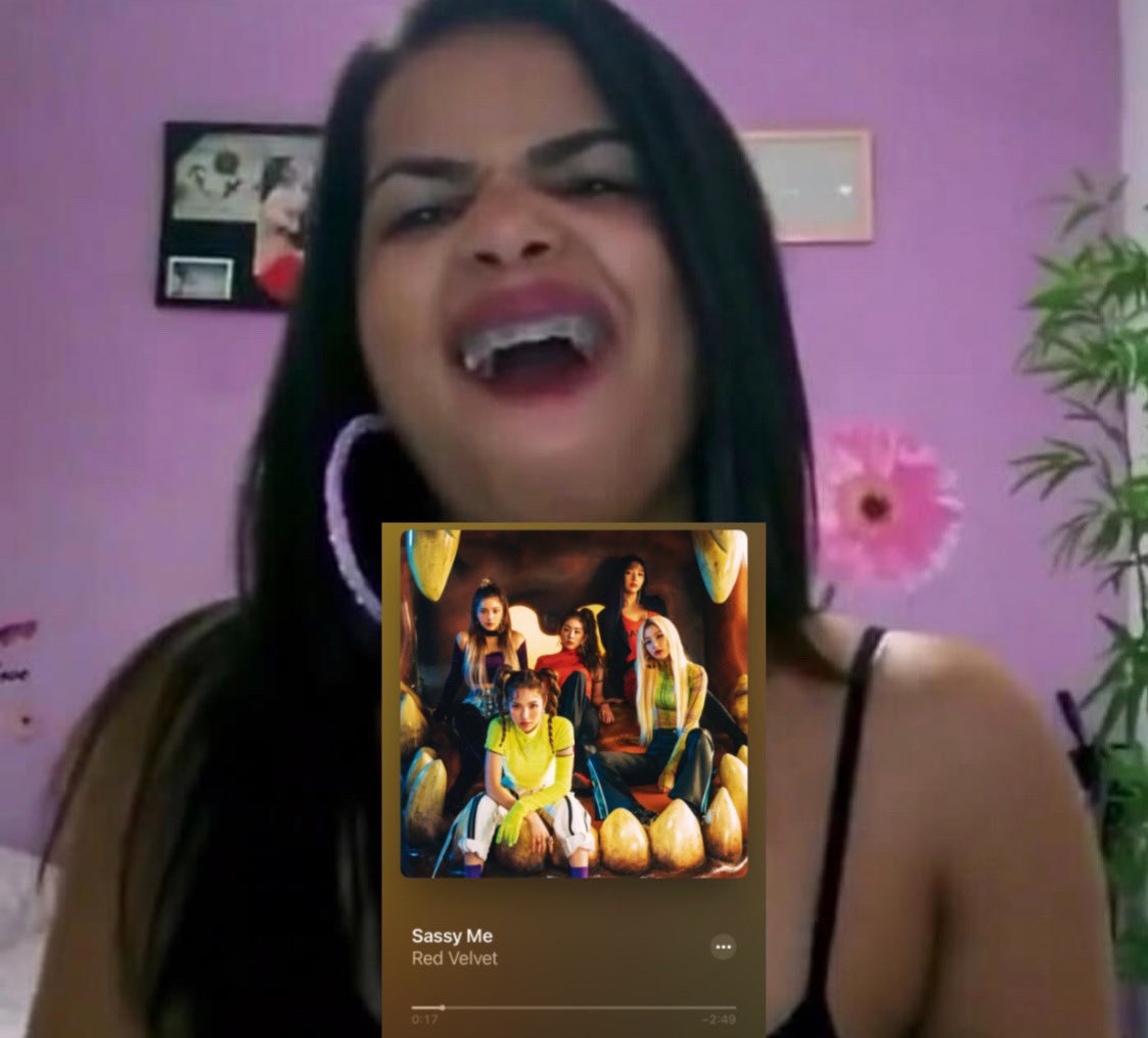 baelovex's tweet photo. eu tenho dois estados de espírito pra quem n sabe:

awn dor                       awn prazer https://t.co/5jd21q5VsF
