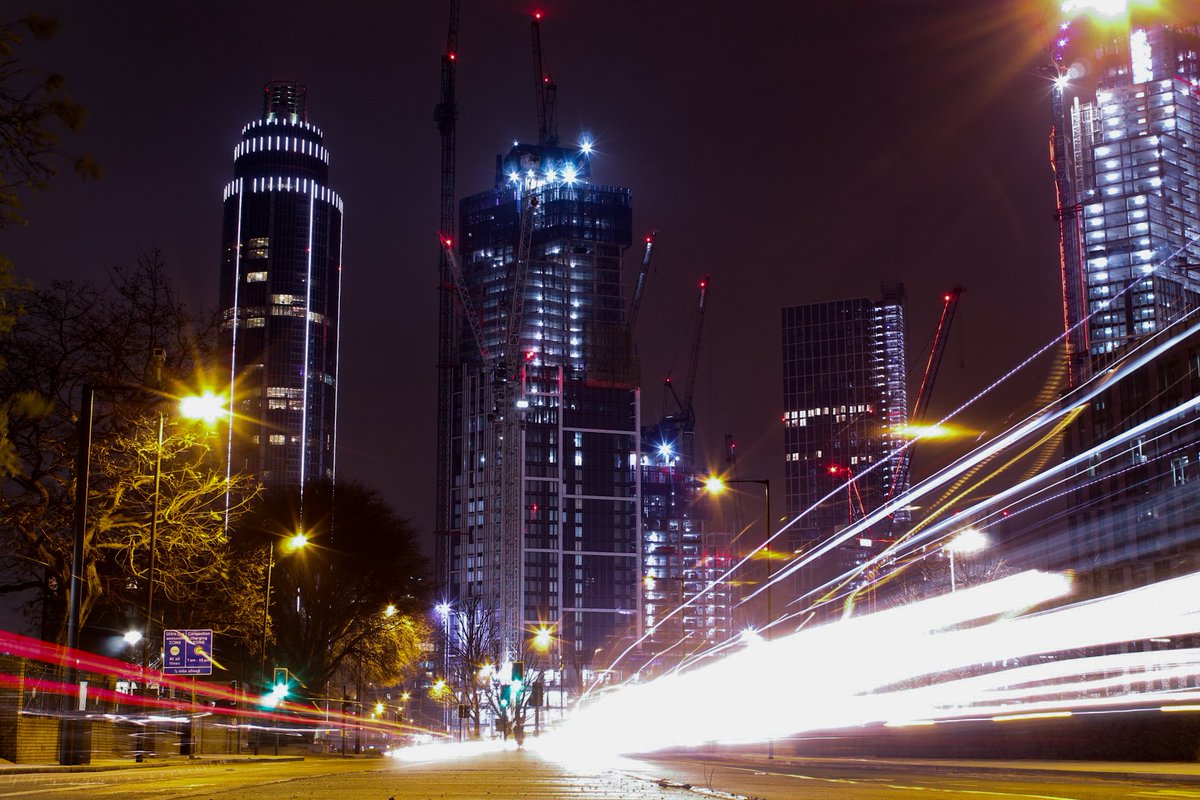 H3115ing3's tweet photo. Never blink 
#london #neon #night #photography #nightphotography #bright #travel #travelphotography #life #nightlife #alone #nighttime #lights #city #cityphotography https://t.co/sQmKy0AHWZ