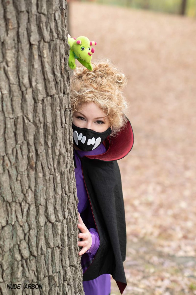 The first, and my personal least favorite: crop and hide. The subject's body is often partially hidden behind scenery or other people to minimize them, and close up shots are cropped extremely specifically to avoid showing too many fat features, like large arms Nude Carbon