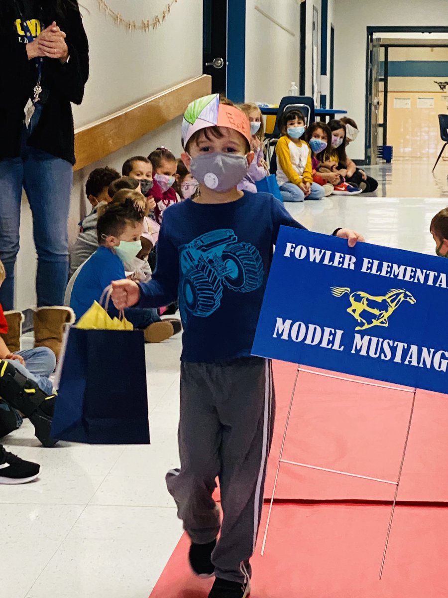Celebrating our award winners for this nine weeks! Walking the red carpet like superstars! ⭐️⭐️
<a href="/WFISDschools/">Wichita Falls ISD</a> <a href="/Alex2Inspire/">𝙰𝚕𝚎𝚡𝚊𝚗𝚍𝚛𝚊 𝙼𝚊𝚛𝚝𝚒𝚗</a> <a href="/SassySimm/">Amy Simmons</a> <a href="/FollowingFowler/">Fowler Elementary</a> <a href="/deannamarsh96/">Deanna Marsh</a> <a href="/MmcbrideMcbride/">Michelle McBride</a> <a href="/MeaganDufour/">Meagan DuFour</a>