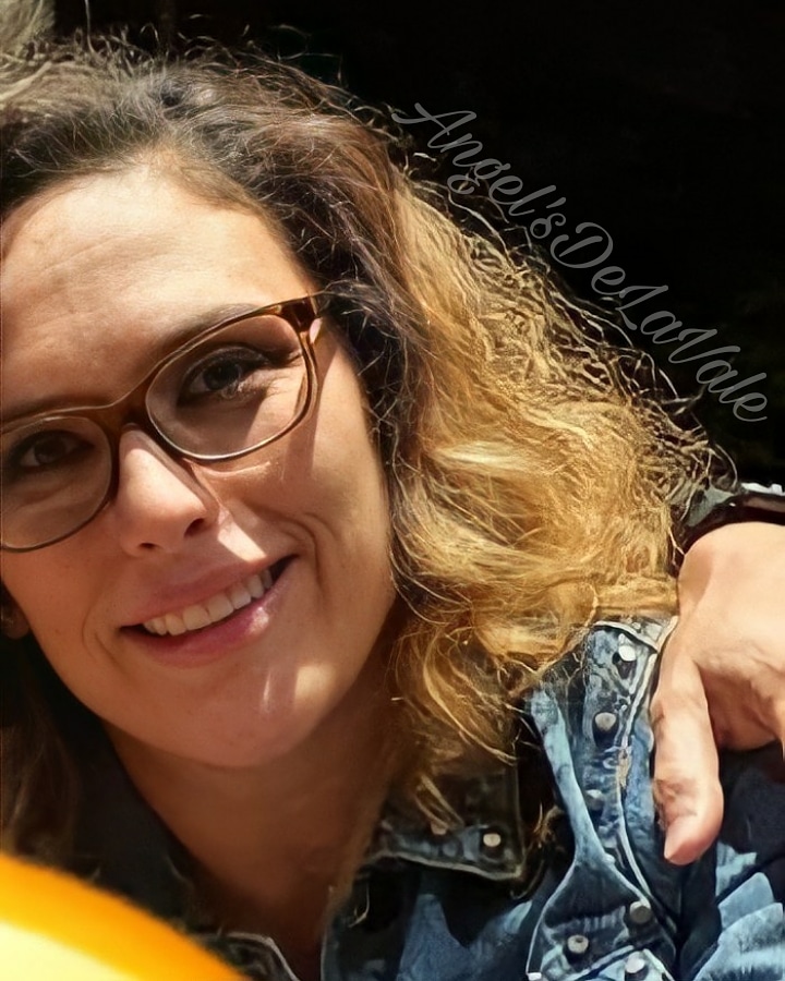 Jacksonn4Ever's tweet photo. Ella con su cabello natural lo es todo para mí, la perfección en persona.❤️ @angelicavale https://t.co/QzjINkl5Ej