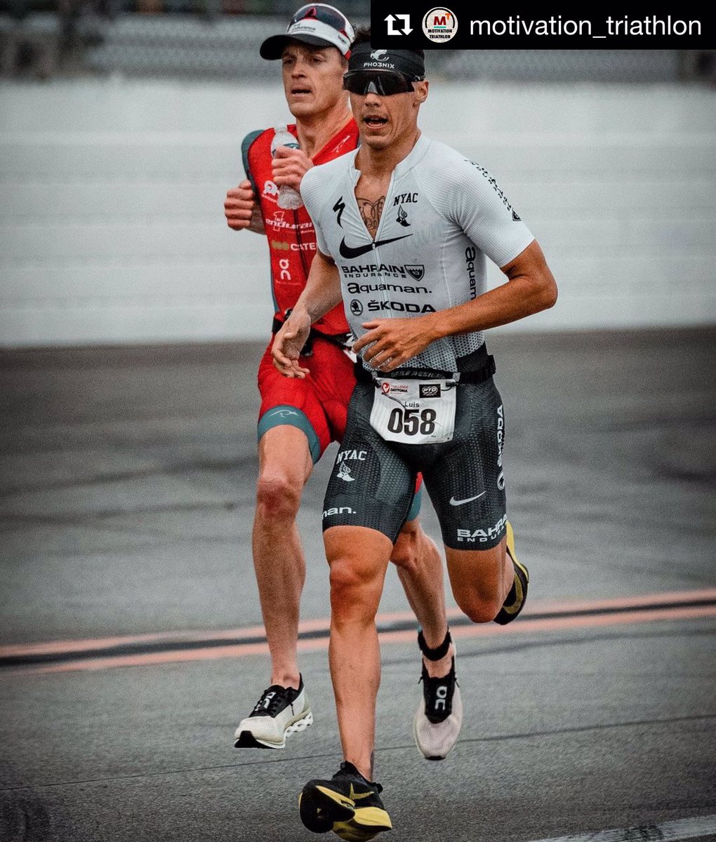 Correndojuntos1's tweet photo. Anota aí o nome desses feras
.
💙 for VINCENT LUIS 🇫🇷
❤️ for MATT HANSON 🇺🇸
.
#triathlon #swim #bike #run #triathlete #cycling #smile #ironman #tristyle #worldtriathlon #speed #trilife #athlete #sport #staymotivated #staytuned https://t.co/hthZkS5S4F
