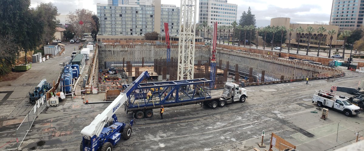 kierwright's tweet photo. 200 Park, a #highrise office development in downtown #SanJose, made exciting progress in 2020. Looking forward to watching this project reach new heights in the year to come! #dtsj #construction #landdevelopment #civildesign #SiliconValley #groundbreakingwork https://t.co/ItVDwoWrwM
