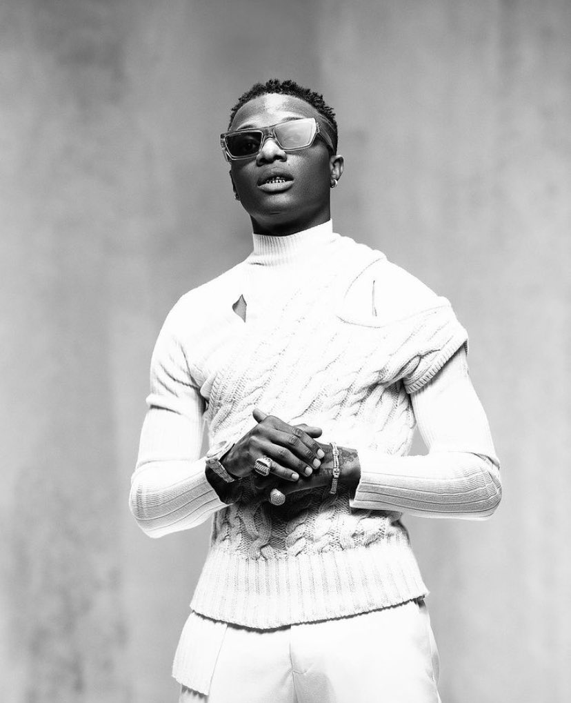 WizkidSource's tweet photo. 1/8 | @wizkidayo on Instagram: 🦅 https://t.co/cvceV6OAGU