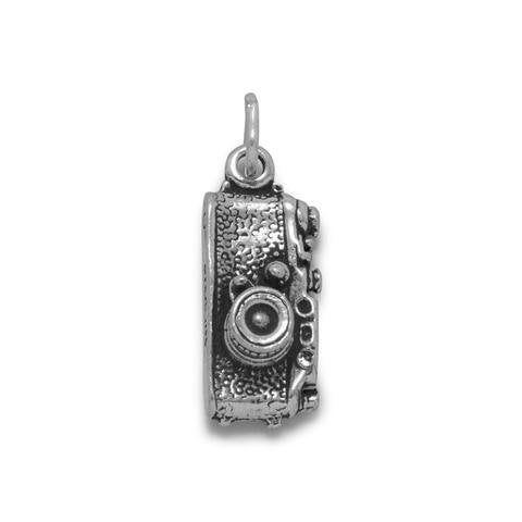 jewelrymandave's tweet photo. Camera Charm, Charm For Photographers, Profession Charm, Hobby Charm, Collectible Charm, Bracelet Charm, Genuine Stamped .925 Silver https://t.co/KzOU1bmnJu #jewelrymandave #Etsy #CameraCharm https://t.co/EtKMIk5sVI