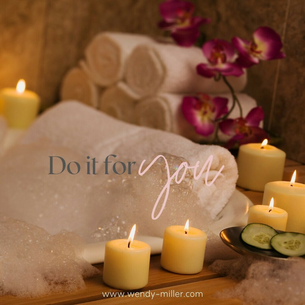SoloMomCoach's tweet photo. It's National Bubble Bath Day! Are you going to indulge? 

#BubbleBathDay #NationalBubbleBathDay #bubblebath #bathtime #bathbomb #bath #selfcare #bubbles #lush #bathart #bathbombs #bubblebar #relax #lushcosmetics #lushie #lushcommunity  #love #wethebathe… https://t.co/2YnSHQQqJb https://t.co/Jv6u2Eg0O7
