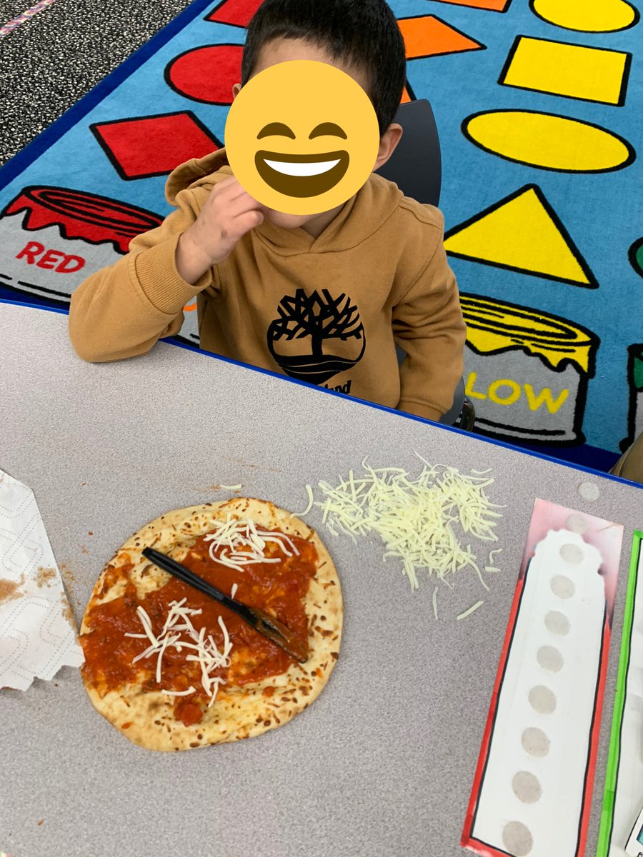 mindy_peters122's tweet photo. We celebrated the letter P on #CookingFriday by making pepperoni pizza! π It was a great opportunity for us to talk about sequencing as well! It was fun, messy, and I think most of the cheese ended up in getting eaten before it made it onto the pizzas! π #EEpirates @LCISDeast https://t.co/gBuEbWeCNn