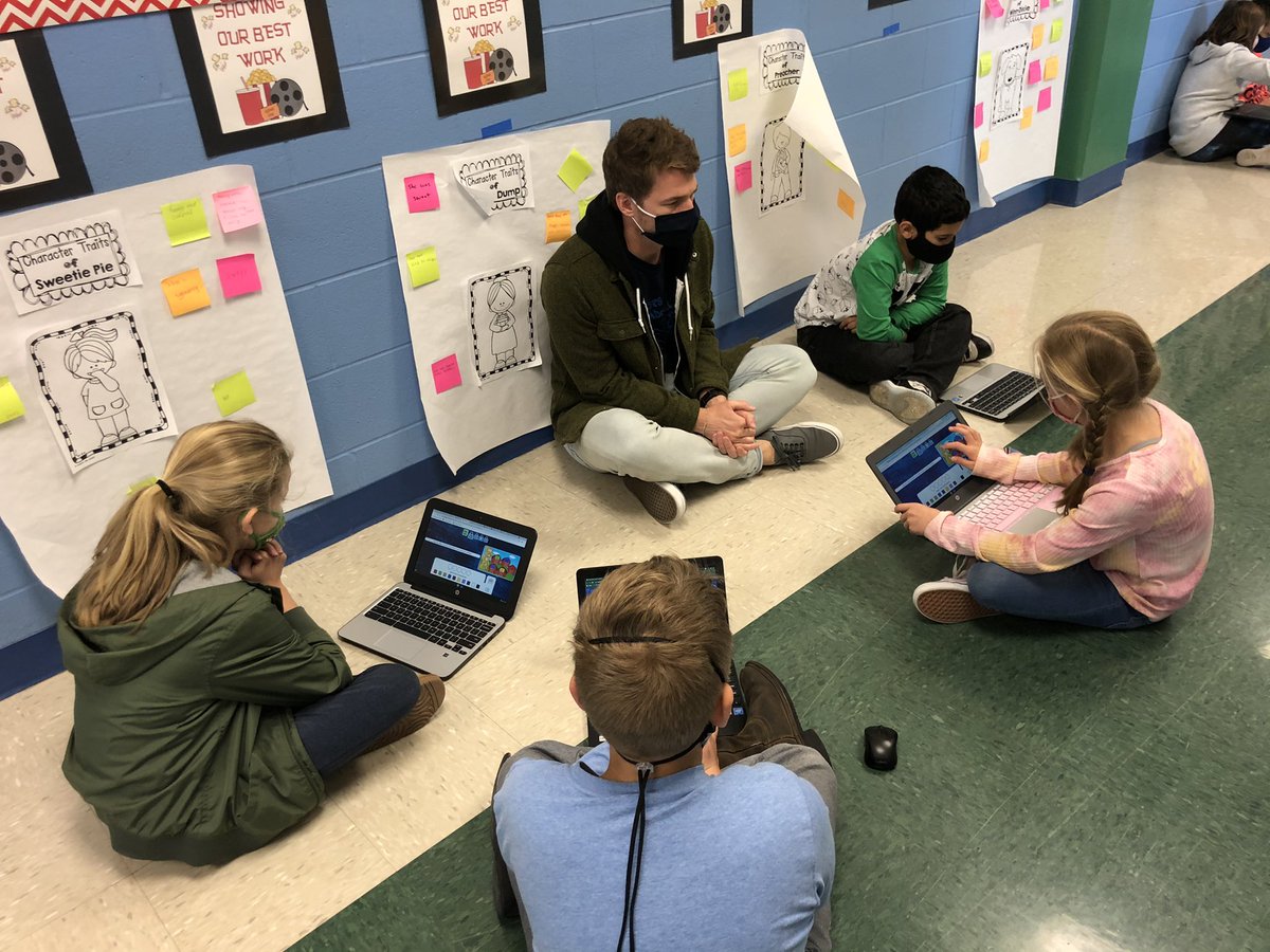 SilberschlagU's tweet photo. Learning can be so fun, especially with Digital Breakout rooms using factors and arrays! Mr. Waite inspires our 4th Grade Gator problem solvers...๐๐๐๐#clues #OrdinaryGood @NISDAUE @JohnFloresTSS @john_w_moran @adrianag62 @NISDElemMath @mttwaite @4thgradegators @MsSanchezGT https://t.co/7gJ1Ts1x14