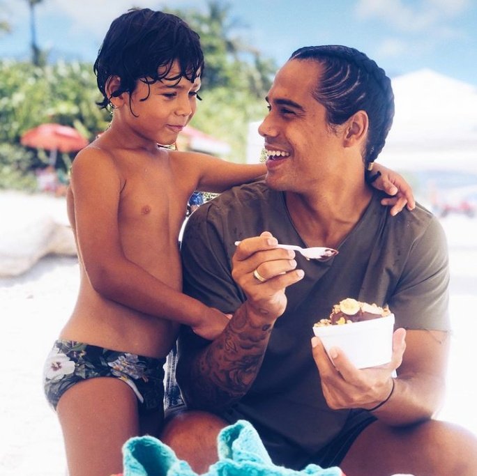 sitemika's tweet photo. O açaí do amor! https://t.co/AUs5myNrU7

COMPRE AÇAÍ https://t.co/zwWXKVmkwZ