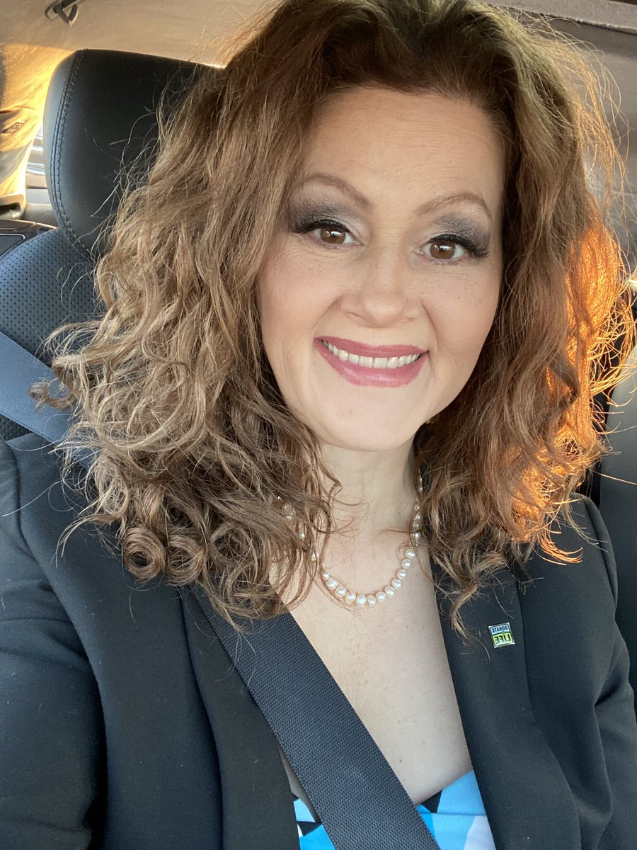 LorrindaD's tweet photo. #Transplant #outreach #Integris #LiverRecipient Filming for a campaign @TRIOOkla #DonorsSaveLives  @ChaseTMAnderson @tx_rockstar @Knaus_Bill @AlanHawxbyMD @AG_EM33 @livertwitter  #triookla @hepatitisihelpc https://t.co/fkgTTEETGR