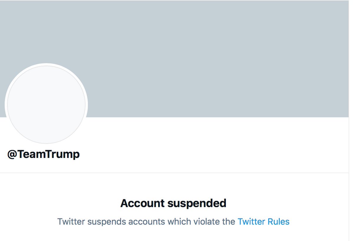 MarkHamill's tweet photo. UPDATE: Somebody's day just got a whole lot WORSE.

#SAD 😂 https://t.co/LknCOyb9Bf
