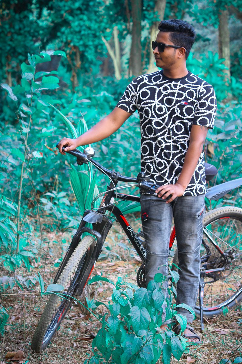 দিন গুলা ভালোই কাটলো।অনেক মজার