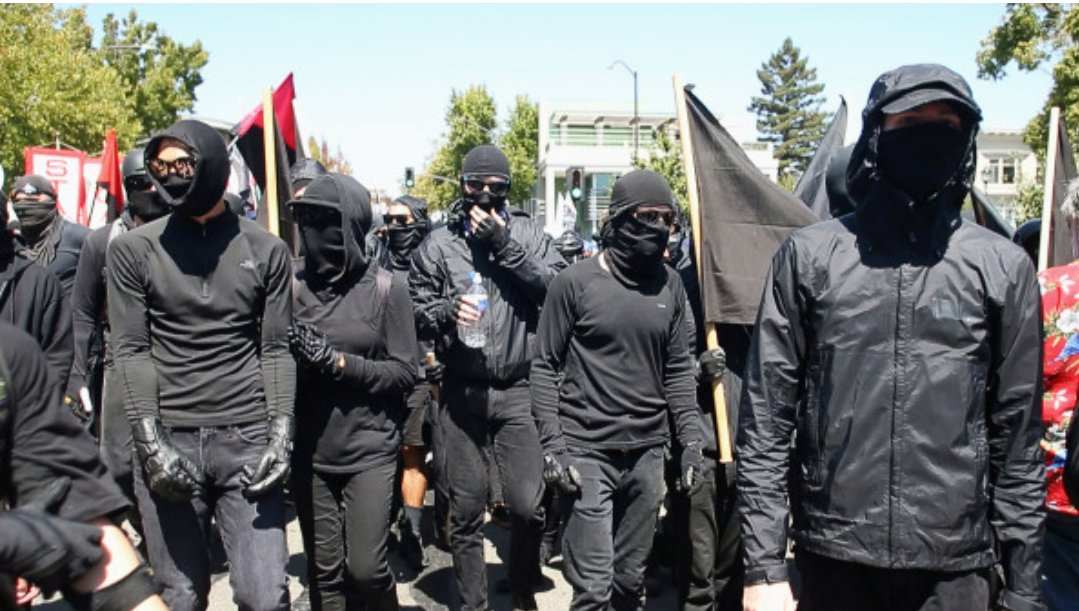 JaysukeMezase's tweet photo. @NishkiTraducci1 @VeteranAnon The real #realBLM ๐๐ https://t.co/rDVkmSNKxW