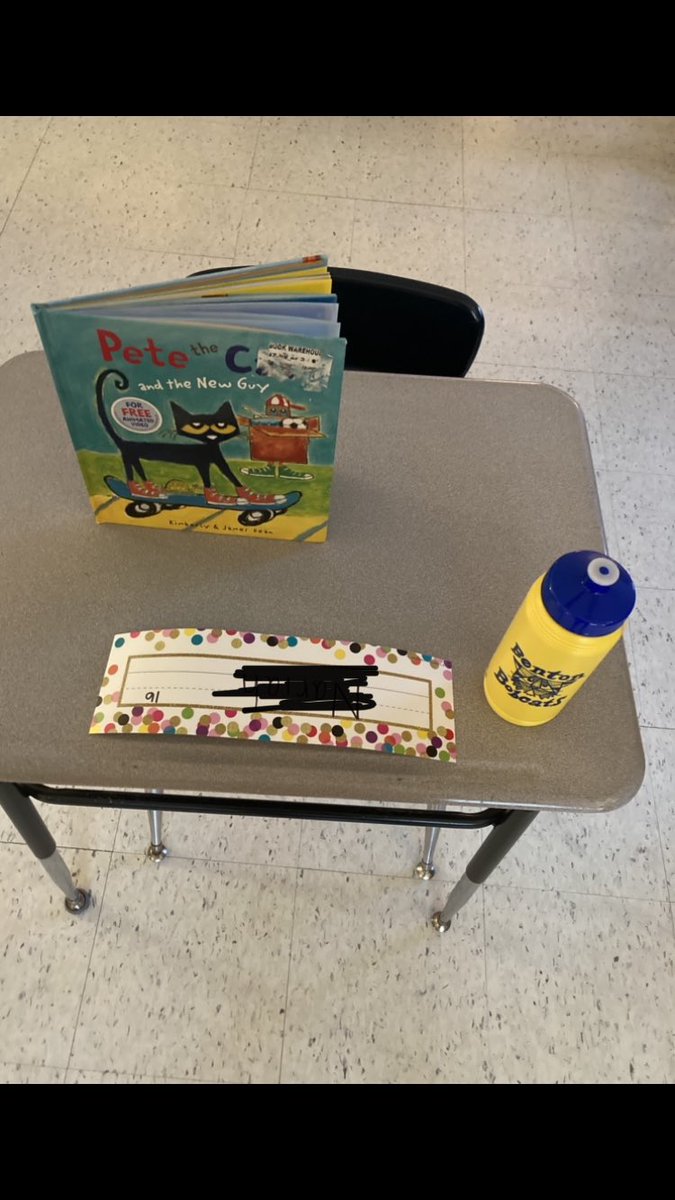 MsCrabtreesCrew's tweet photo. We used our detective skills from our mystery unit to uncover the fact we are getting a new friend on Monday! Ss used clues like 16 desks instead of 15 and the title of the book to uncover the mystery. We are ready to welcome a new friend to our family❤️ #isdstrong #THbentonproud https://t.co/K4FsrC5msN