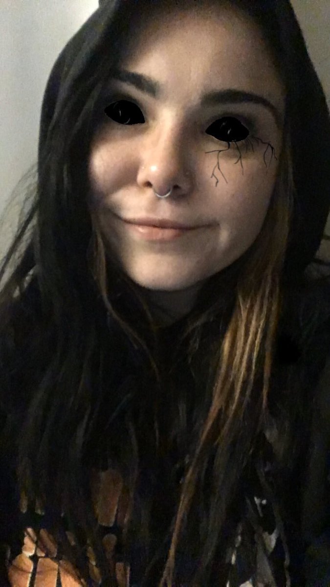 MaxHaraku's tweet image. Ooops thought I needed a therapist when I actually needed a priest 
🙊🙉🙈